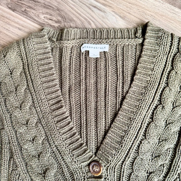 Aeropostale Olive Cropped Cable Knit Cardigan – Size S - Picture 3 of 12